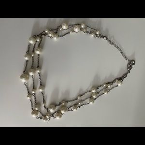 Pearl/Silver short necklace